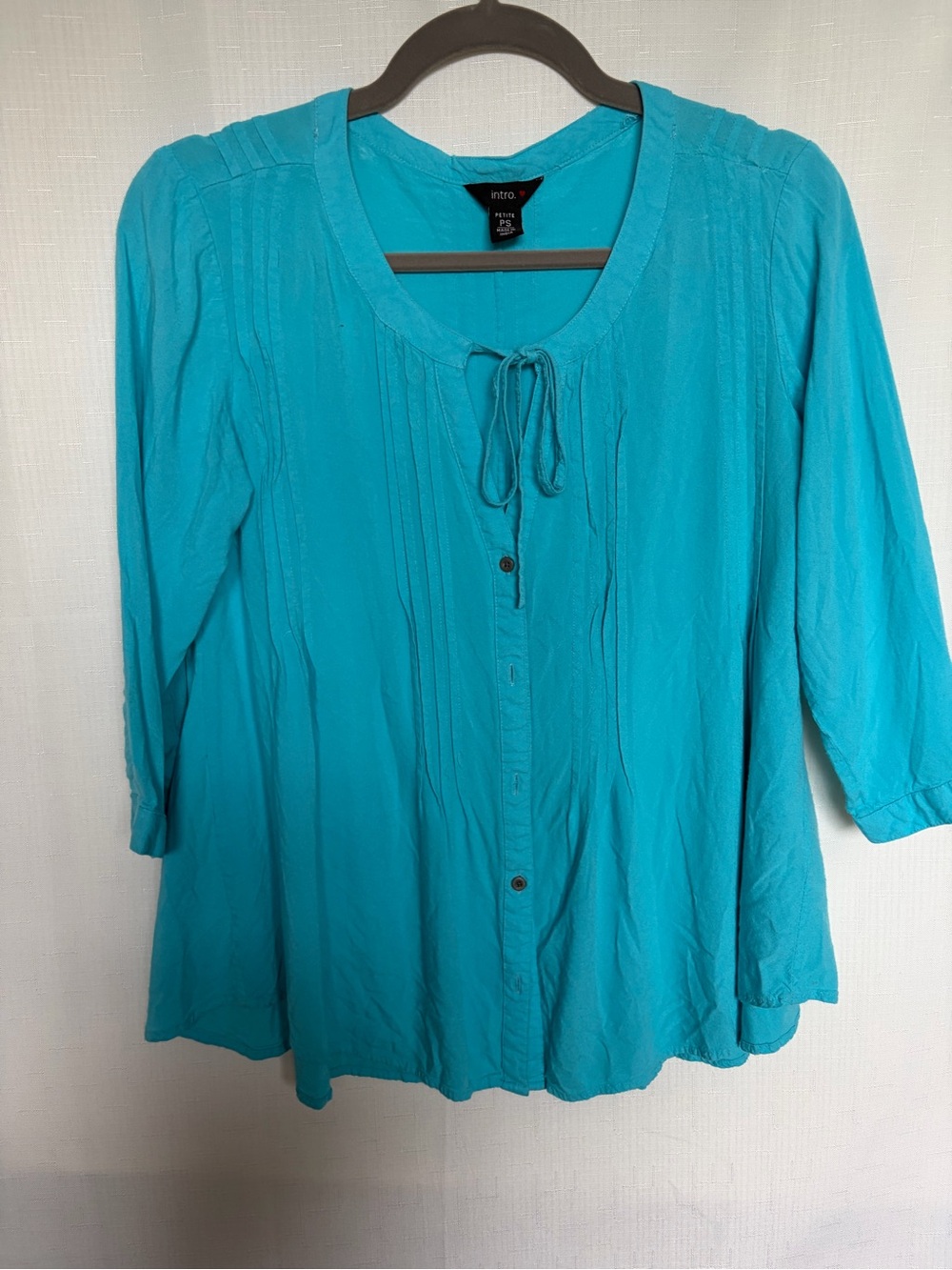 intro. Turquoise Tie-Neck Button-Front Blouse